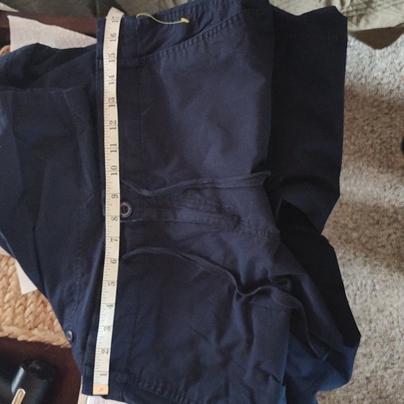 Eddie Bauer women's khaki drawstring hiking pants - Picture 11 of 11